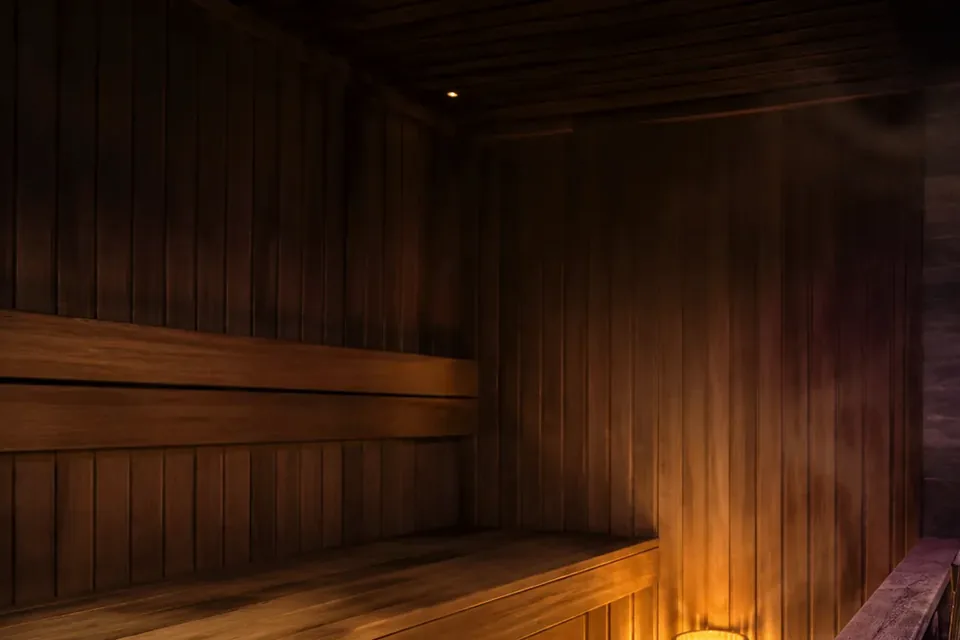 Elena Masaj Salonu, Beylikdüzü — sauna sedir bölümü